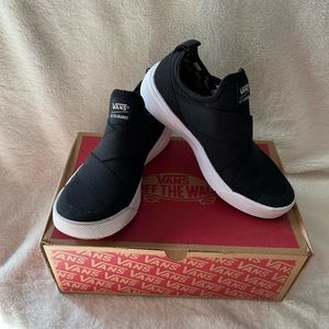 Vans UltraRange, black. Womens 7.5